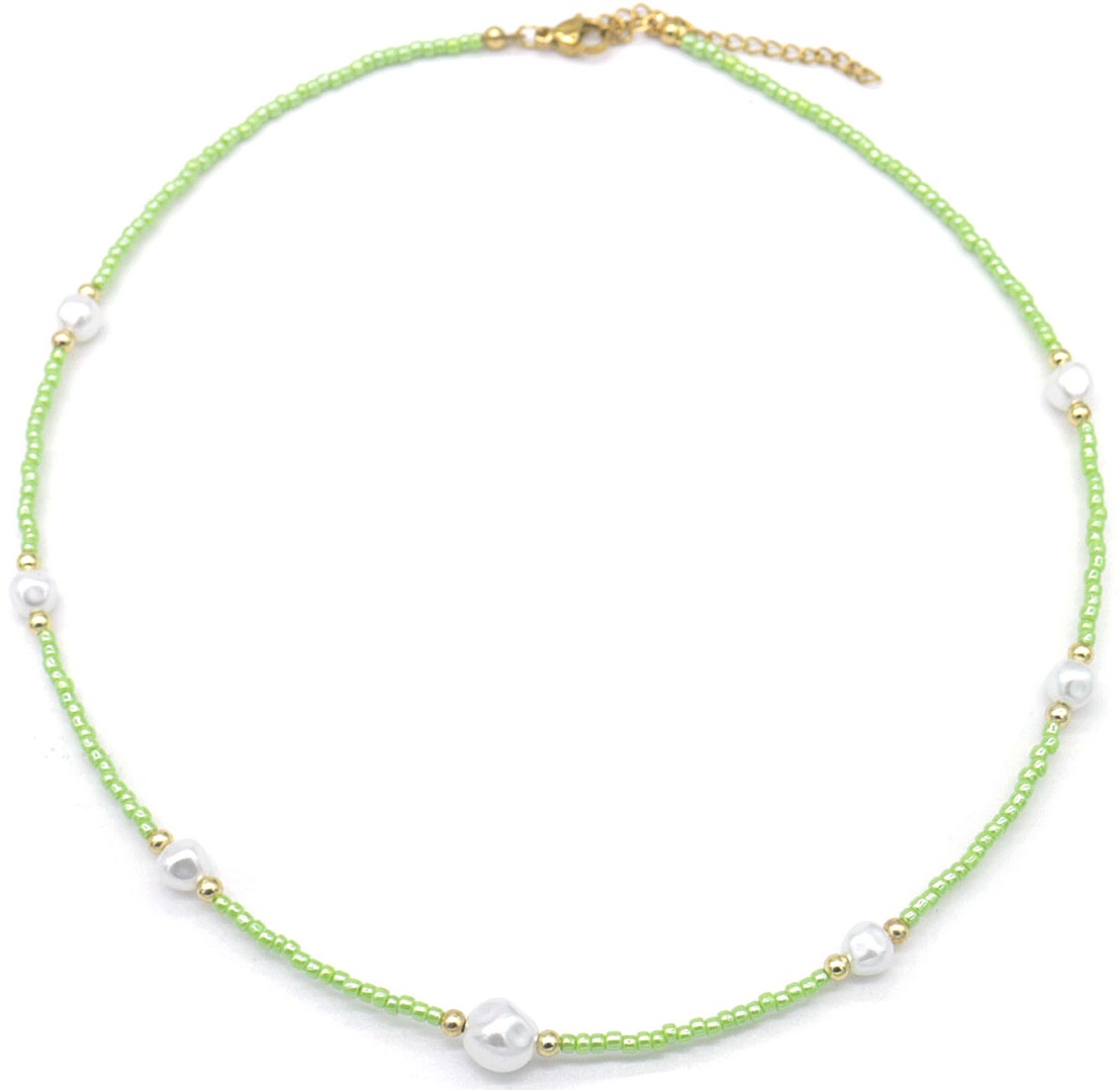 E-D15.1 N830-026-3 Necklace Glassbeads Green